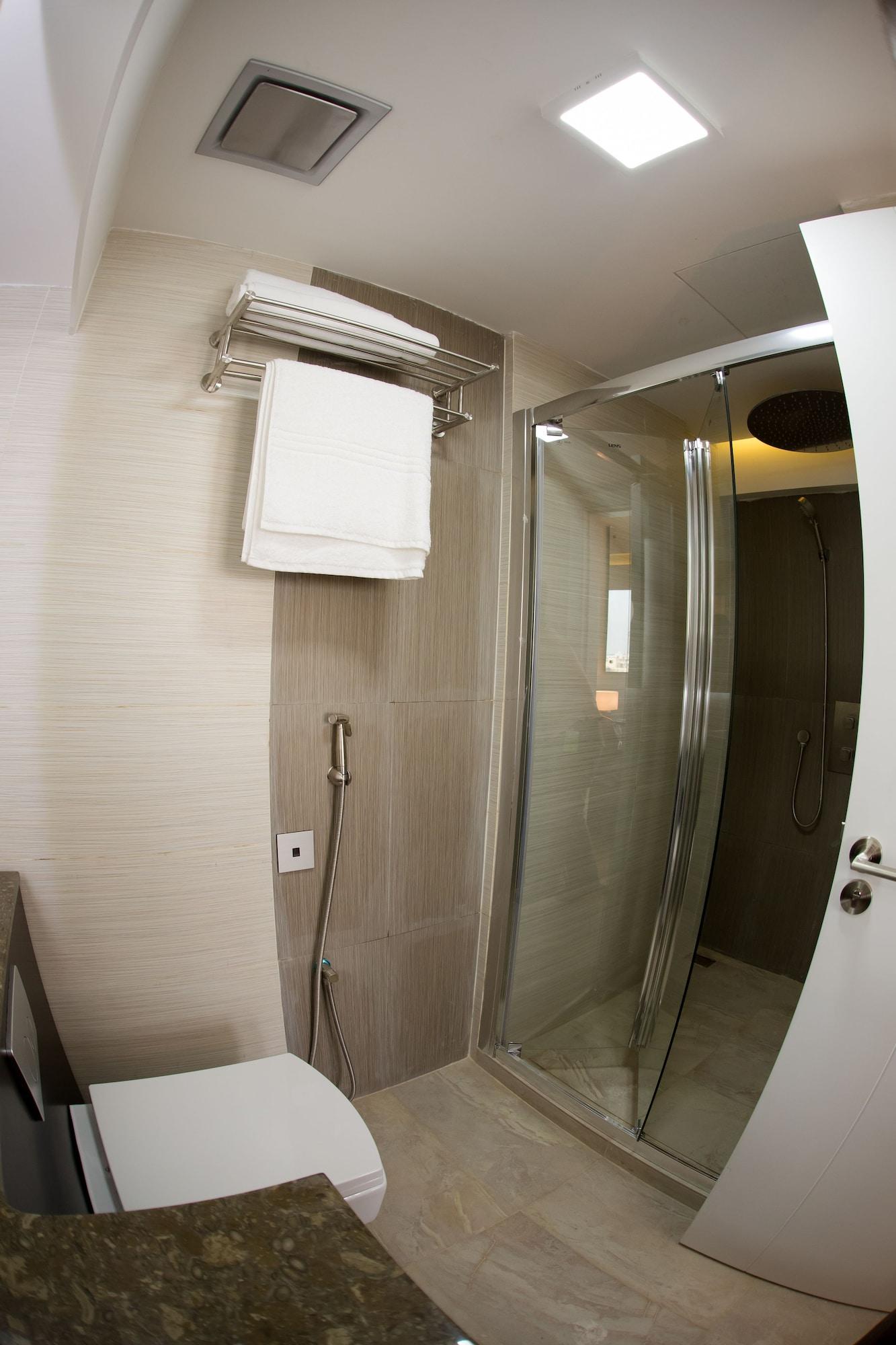 Coventina Lake Suites Dhaka Buitenkant foto
